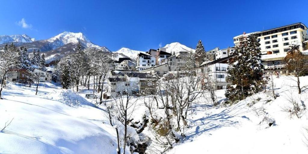 Akakura Park Hotel Myoko Exterior photo